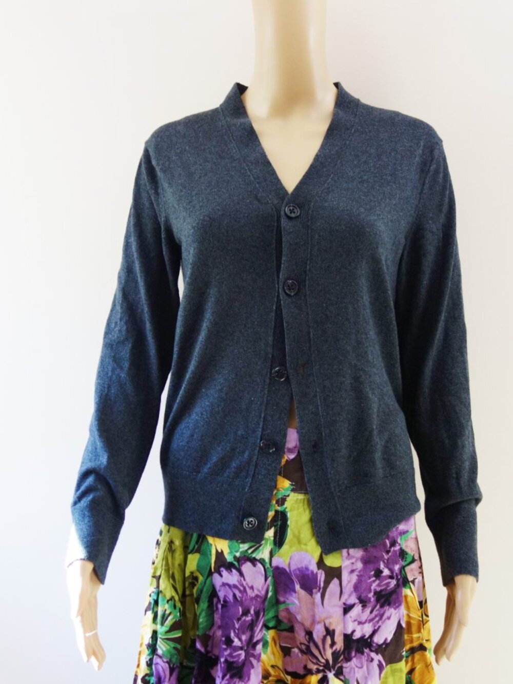 Banana Republic Silk & Cashmere Blend Cardigans Size (S) Relaxed Fit Grey